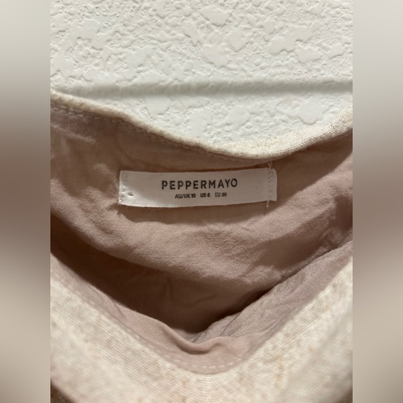 Peppermayo linen oatmeal beige Cream off shoulder Women's Top - Picture 6 of 10